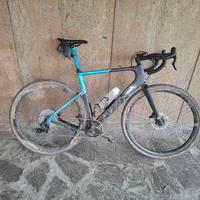 3T Exploro Racemax taglia M/56, ruote in carbonio 