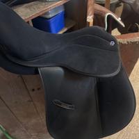 Sella da monta inglese marca DASLO MISURA 17