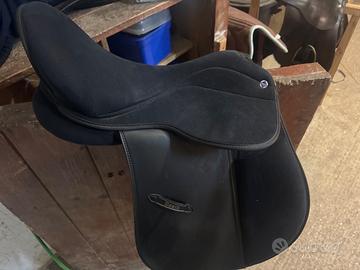 Sella da monta inglese marca DASLO MISURA 17