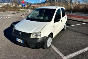 FIAT PANDA 1.3 MTJ – INDISTRUTTIBILE