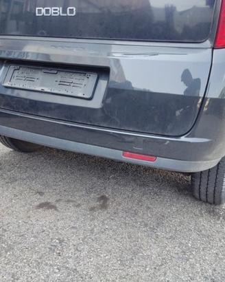 Paraurti posteriore FIAT DOBLO del 2011