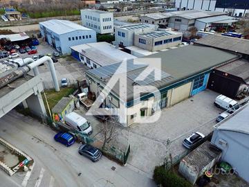 Immobile di 610 m² con più di 5 locali a Trieste