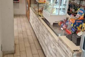 Attività / Licenza di 50 m² a Savona