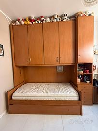 Cameretta a Ponte, Armadio/Letto