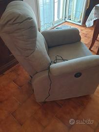 poltrona reclinabile 