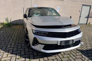 Opel Astra INCIDENTATA