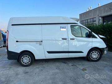 FORD Transit Custom 330 2.2 TDCi 125CV PC Furgon