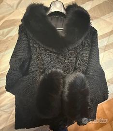 Giacca astracan e volpe nera