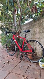 Bici da corsa B'TWIN Triban 100