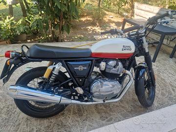 Moto Royal Enfield Interceptor 650cc 11000 KM