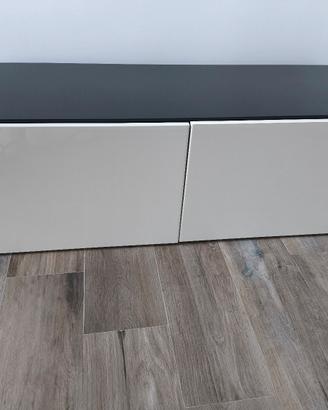 Mobile Ikea Besta