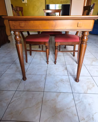 Tavolo e 4 sedie LE FABLIER