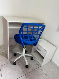 Banchetto sedia e mini comodino