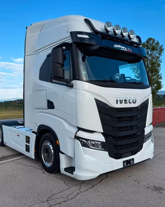 STRALIS S-WAY 530 T/FP LT FULL PNEUMATICO RIBASSAT