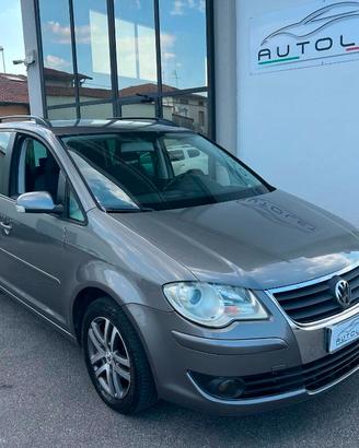 Volkswagen Touran 1.9 tdi Trendline - 7 POSTI -