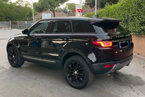 Range rover evoque Black night edition