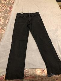 Jeans Levi’s Modello 541 taglia 31W 32L