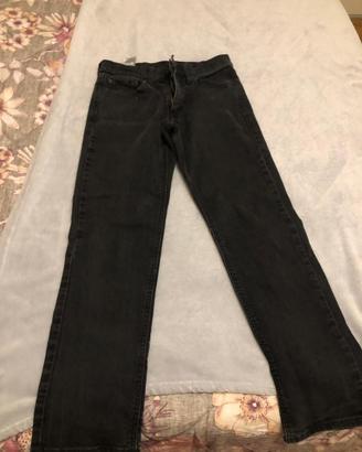 Jeans Levi’s Modello 541 taglia 31W 32L
