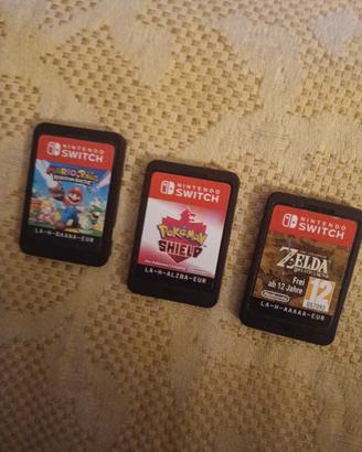 3 giochi Nintendo switch (senza custodia)