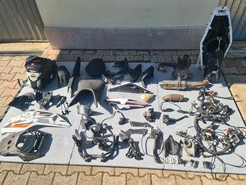 ricambi ktm 390 rc duke