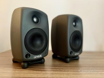 Genelec  8020B casse amplificate pro  basi e borsa