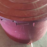 contenitori resina per liquidi 