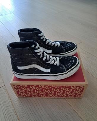 Scarpe Vans nere alte