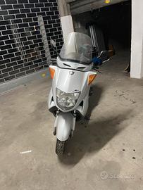 Peugeot SV 250 (Motore Honda) solo 11000 km