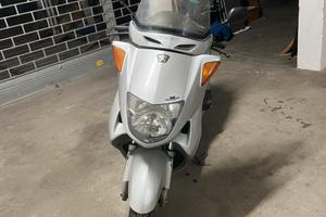 Peugeot SV 250 (Motore Honda) solo 11000 km