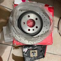 Dischi e pastiglie brembo anteriori