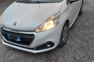 Peugeot 208 1.6 HDI 
