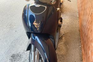 Scooter x garage camper