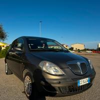 Lancia Y 1.2 16v