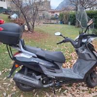 Kymco Dink 200i