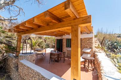 Casetta solo giugno, settembre, ottobre Lampedusa