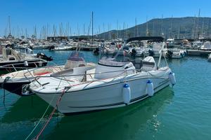 Cap Camarat 6.5 CC + Mercury 200 CV