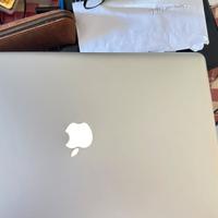 Macbook pro 17” late 2011