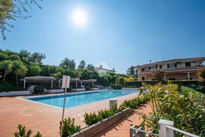 2 LOCALI A MANERBA DEL GARDA