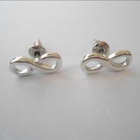 Orecchini simbolo infinito donna 