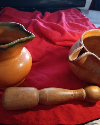2 Brocche Terracotta Vintage + Pestello Legno - 