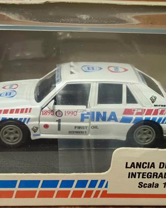 Modello Lancia Delta Rally Fina scala 1:43 perfett