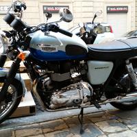 Triumph Bonneville - 2010