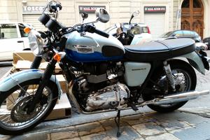 Triumph Bonneville - 2010