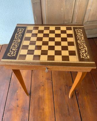 Tavolino-scacchiera vintage con intarsi e carillon
