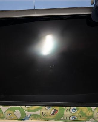 TV Akai 58"