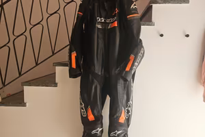 TUTA ALPINESTAR GP FORCE v2