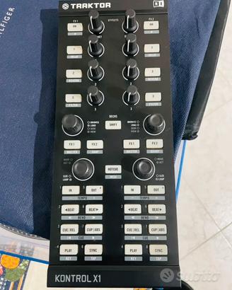 Traktor Kontrol x1 + Original Bag NI