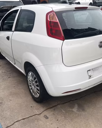Ricambi fiat punto 3 porte