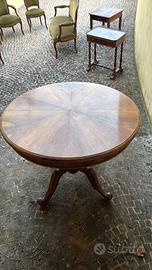 Tavolo in legno massello