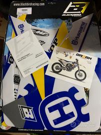 Husqvarna/Yamaha Akrapovic yzf 2014/18 kit adesiv